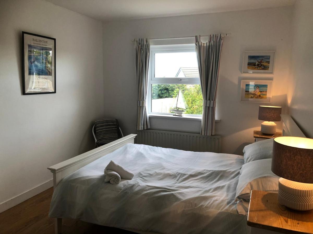 Nanny Willow'S Cottage Portballintrae Eksteriør billede