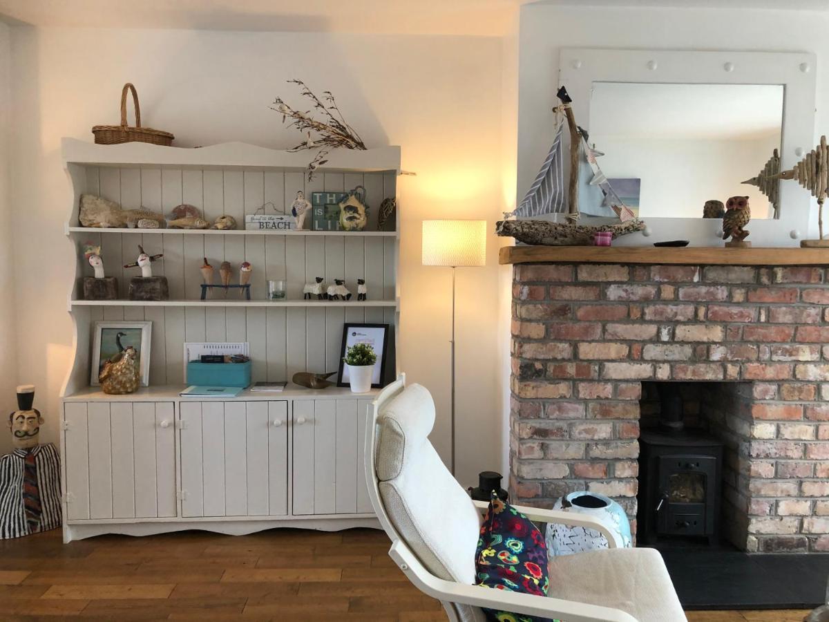 Nanny Willow'S Cottage Portballintrae Eksteriør billede