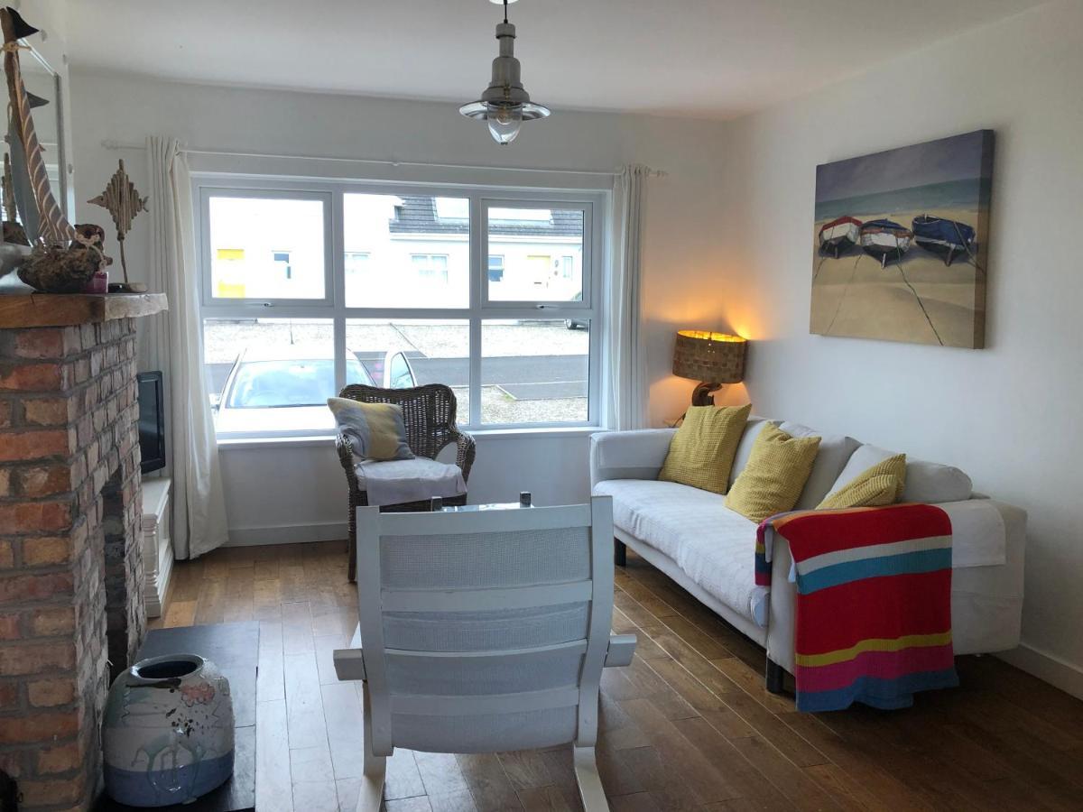 Nanny Willow'S Cottage Portballintrae Eksteriør billede
